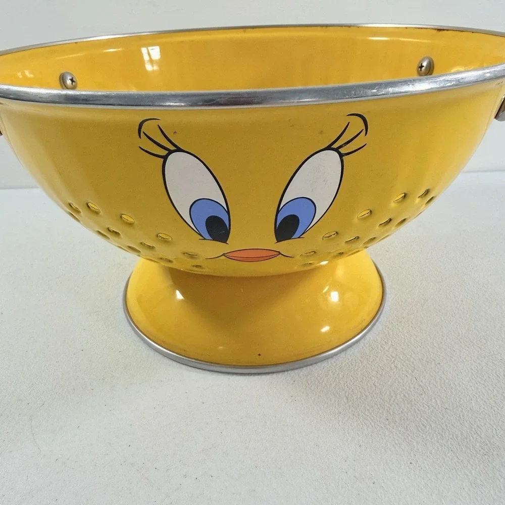 Rare Exclusively Designed Warner Brothers‎ Tweety Bird Colander  Strainer 2000